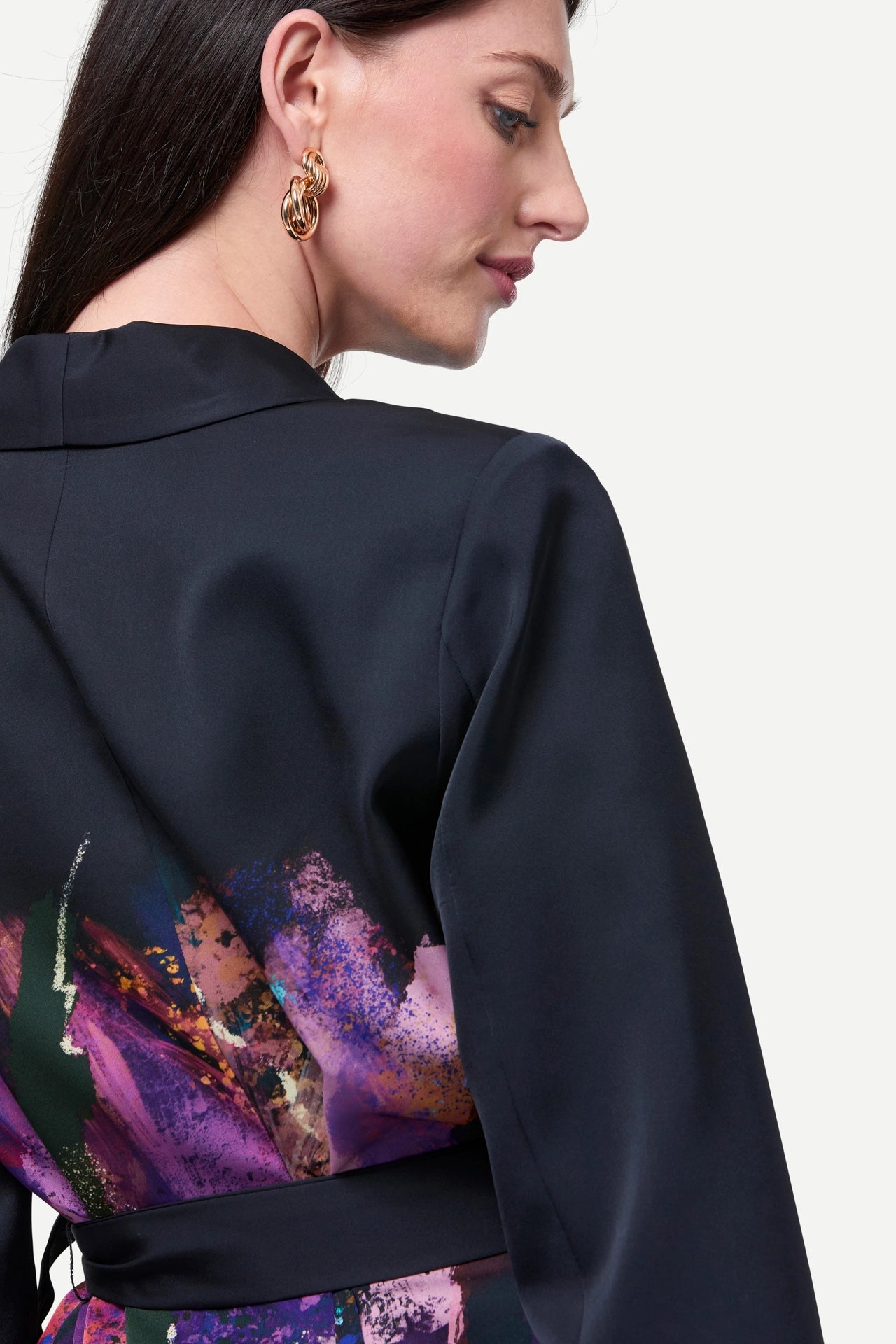 Zafur's Mayfair Blazer in Flower Print Black