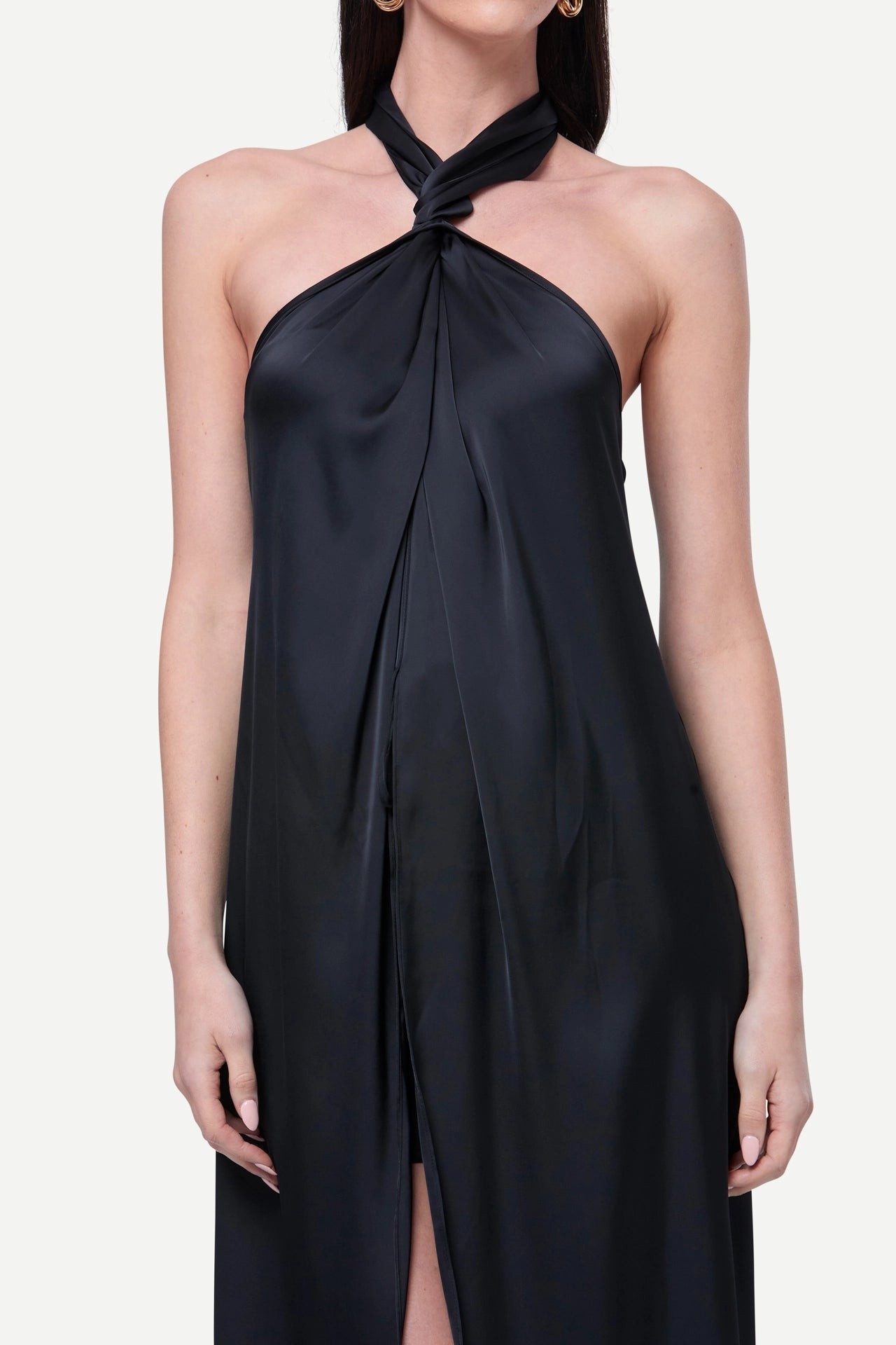 Zafur's Amalfi Beach Dress in Black