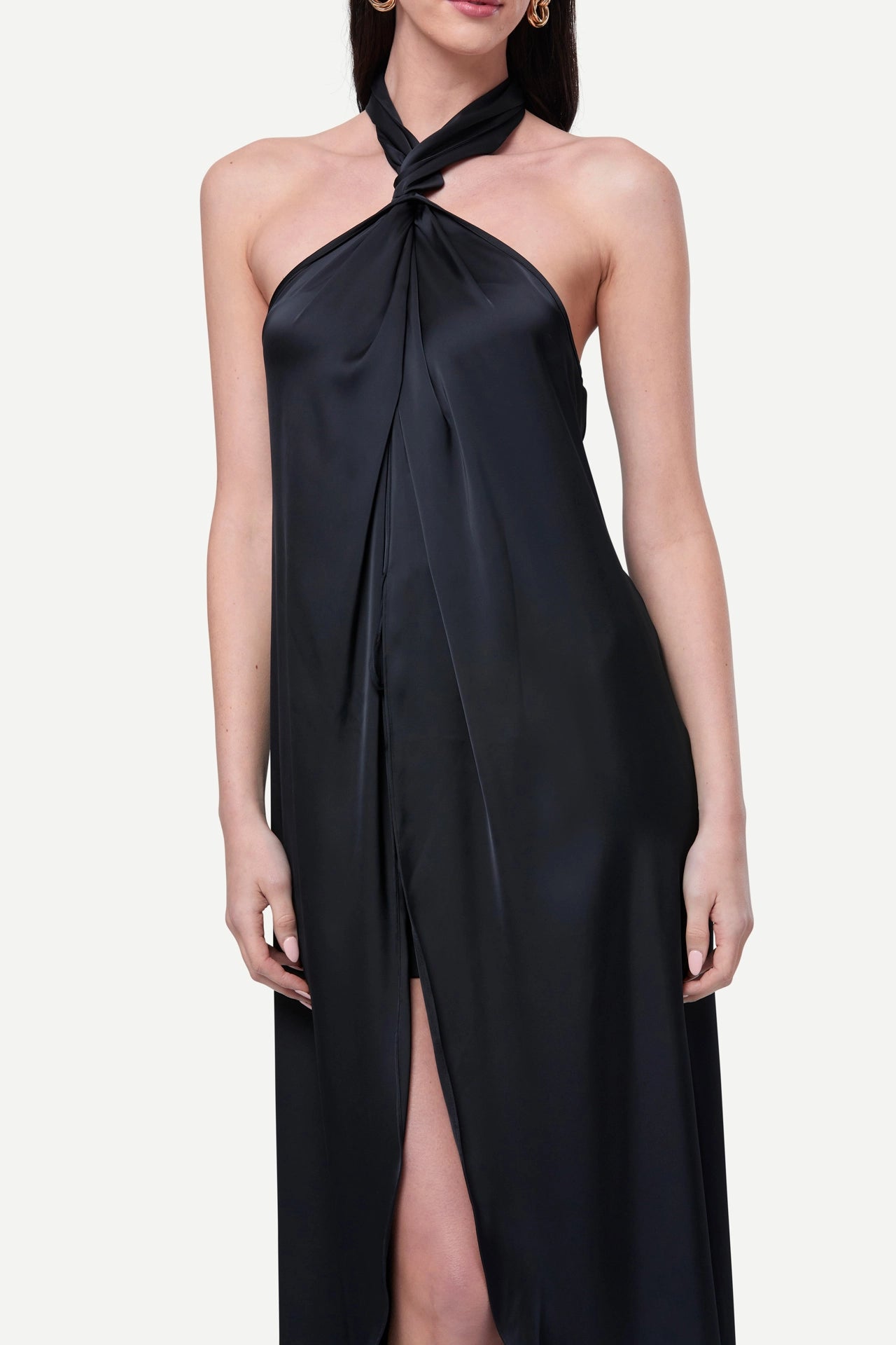 Zafur's Amalfi Beach Dress in Black