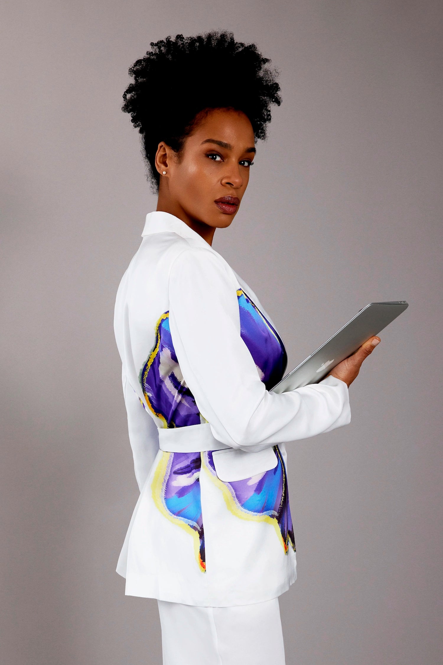 Zafur's Mayfair Blazer in Flower Print White
